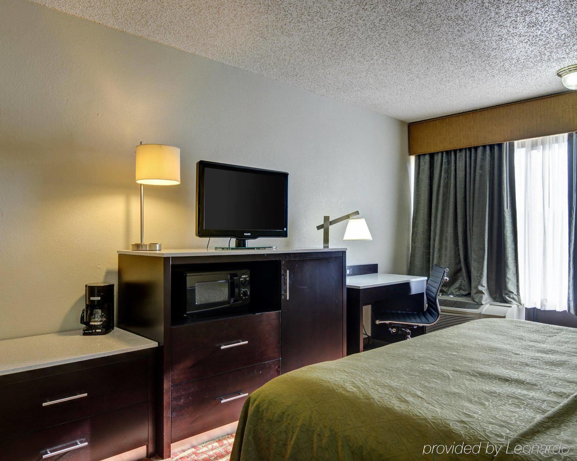 Quality Inn Fort Smith I-540 Екстериор снимка