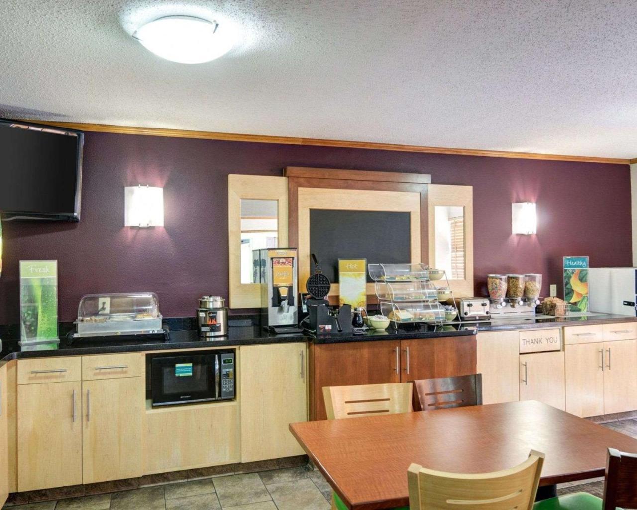 Quality Inn Fort Smith I-540 Екстериор снимка